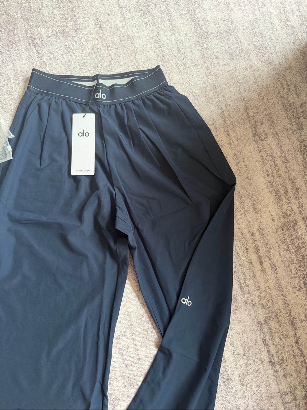 ALO Yoga Navy Elastic Logo Waist Active Pants